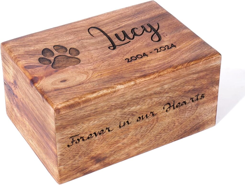 What to do with pet ashes. Everhere.us guide. Wooden Urn for Pets.